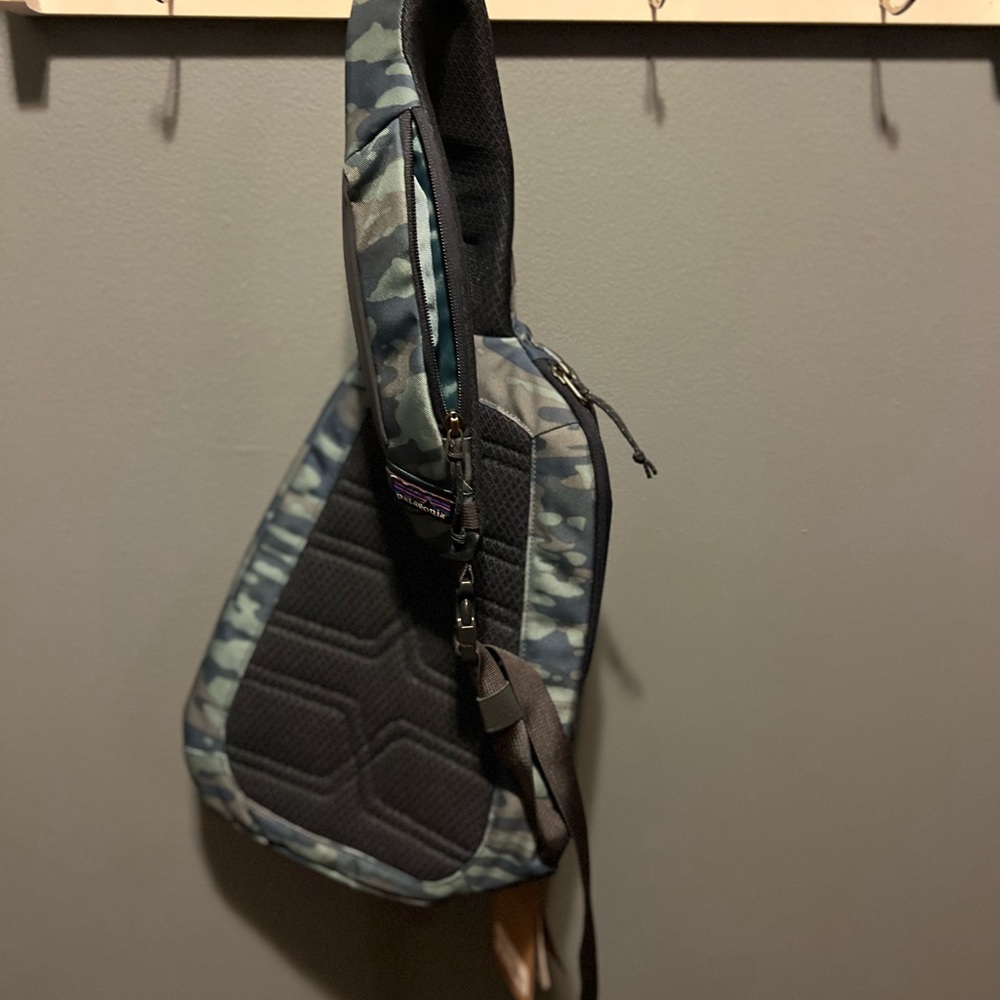 Patagonia Atom Sling 8L